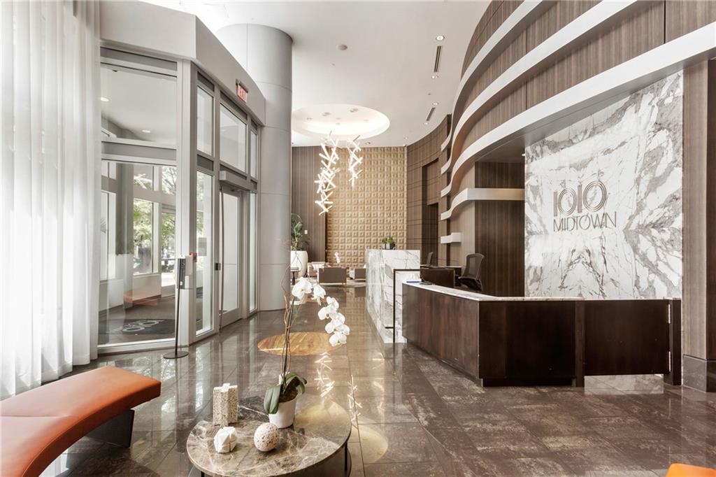 1010 Midtown - Residential