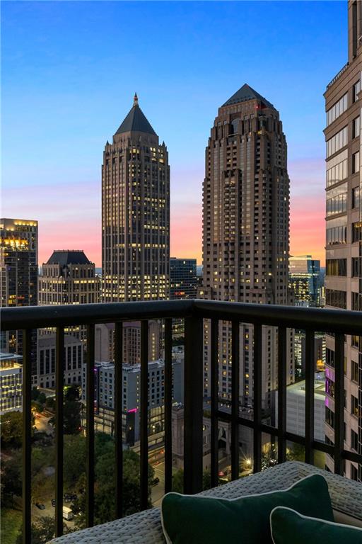 1010 Midtown - Residential