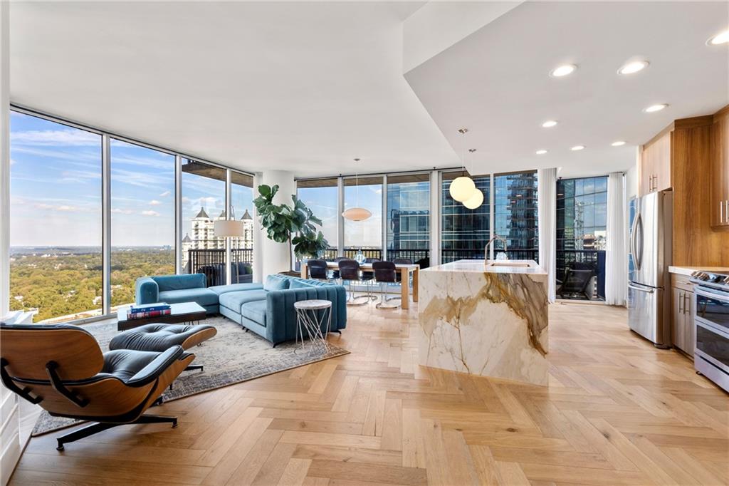1010 Midtown - Residential