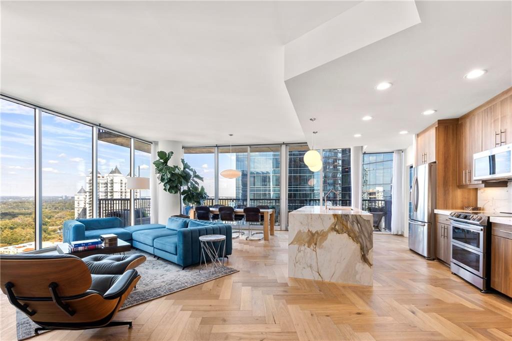 1010 Midtown - Residential