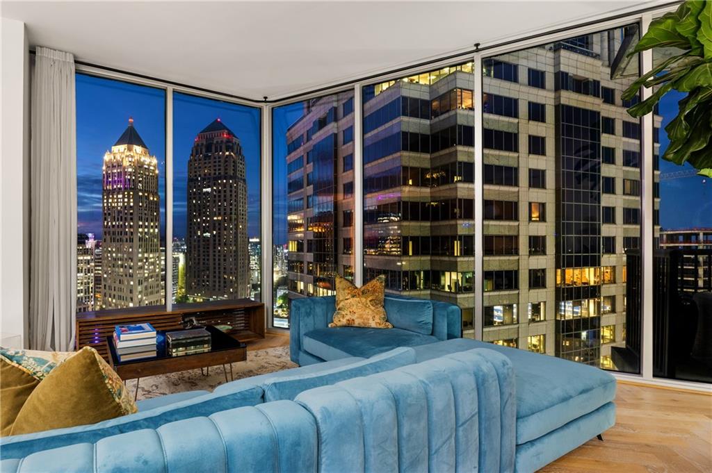 1010 Midtown - Residential