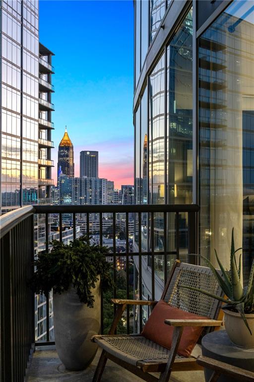 1010 Midtown - Residential