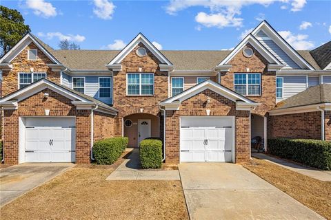 Townhouse For Sale - 321 Village Drive<br/> Walton County, Loganville, GA 30052