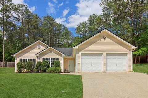 Homes For Sale - 9126 Comstock Court<br/> Covington, GA 30014