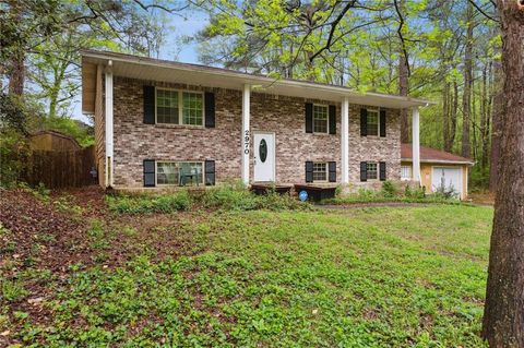 A home in South Fulton