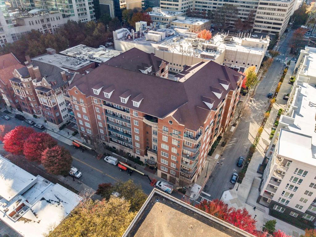 77 Peachtree Place NE 101