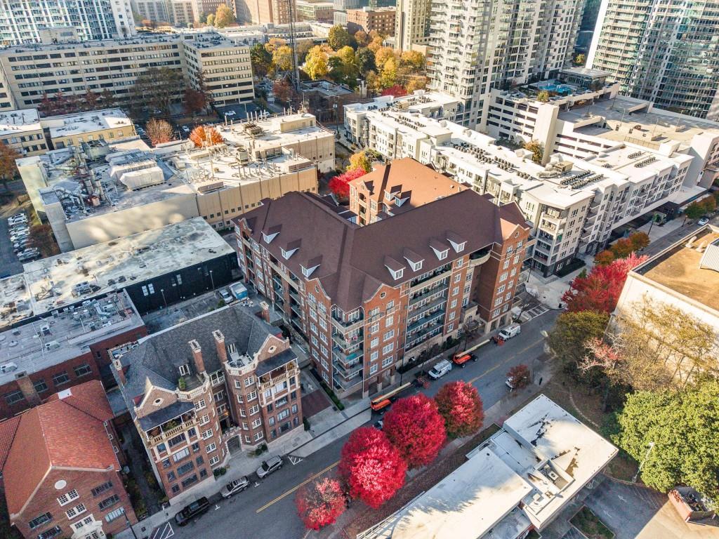 77 Peachtree Place NE 101