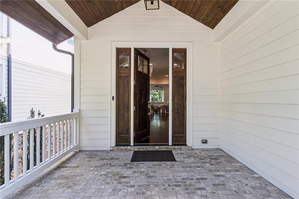 2599 Apple Valley Road NE