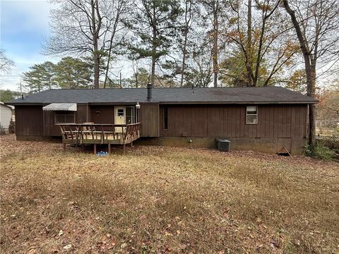 A home in Lilburn