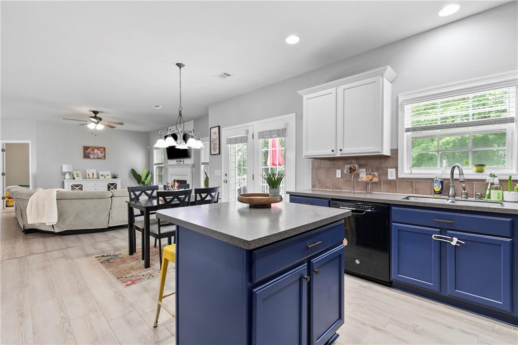 4545 Evandale Way, Cumming, Georgia image 18