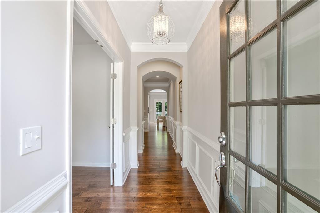 667 Creswell Park, Smyrna, Georgia image 2