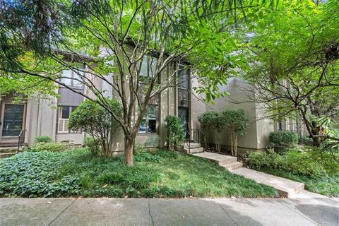 32 Ivy Parkway NE Atlanta GA 30342