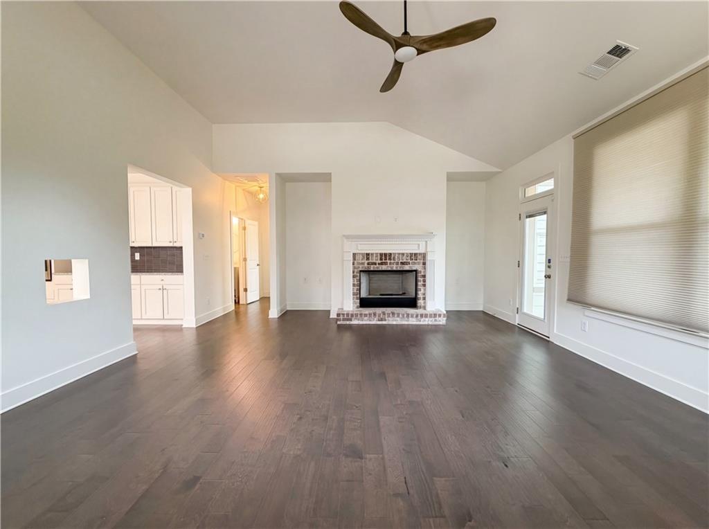 1027 Halletts Peak Place