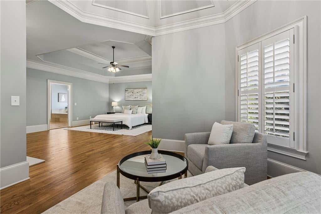 115 Amberly Place