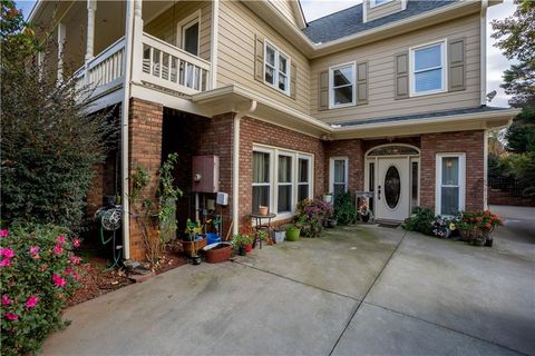 A home in Flowery Branch