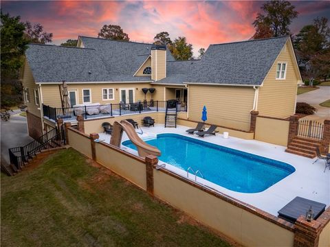 A home in Flowery Branch