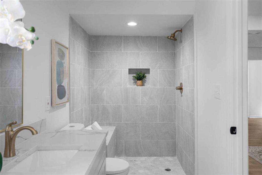 7171 Hazelwood Drive, Jonesboro, Georgia image 25