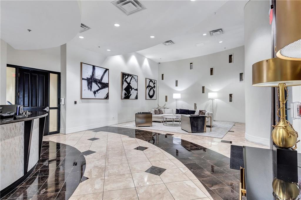 3040 Peachtree Road NW