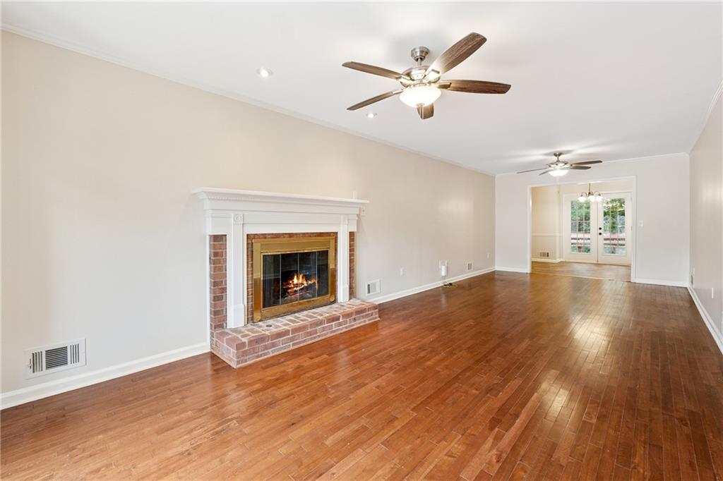 3106 Camden Court