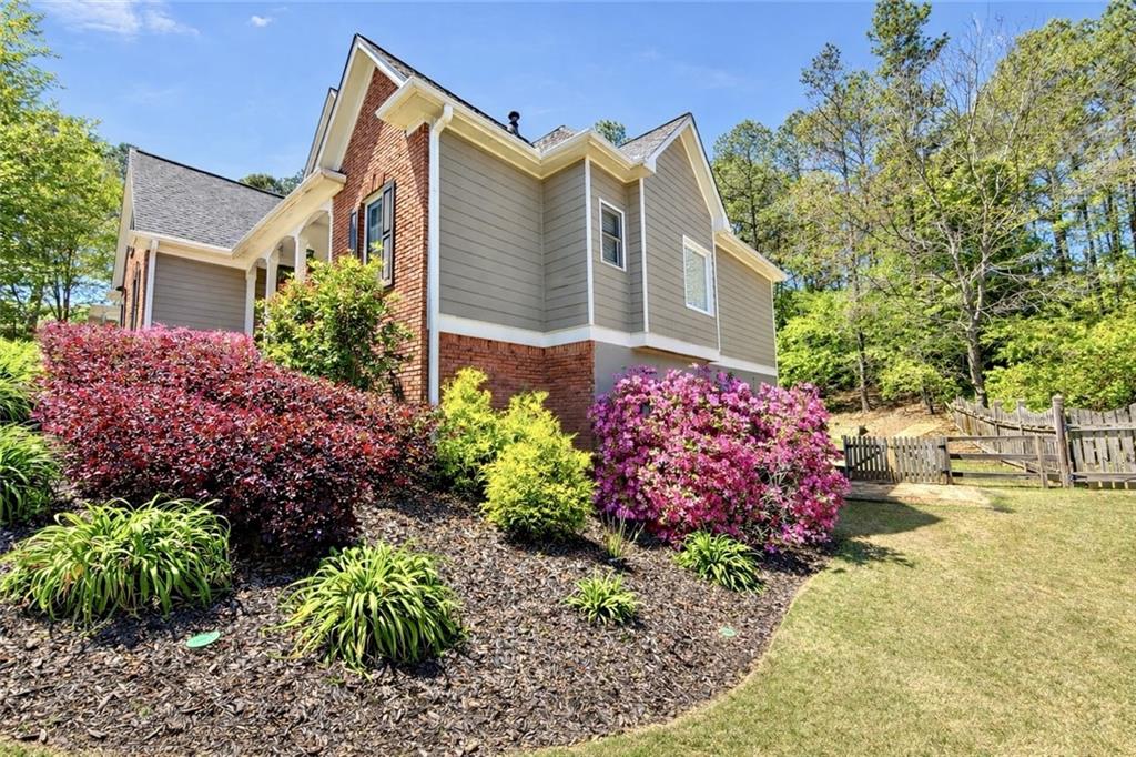 451 Graves Road