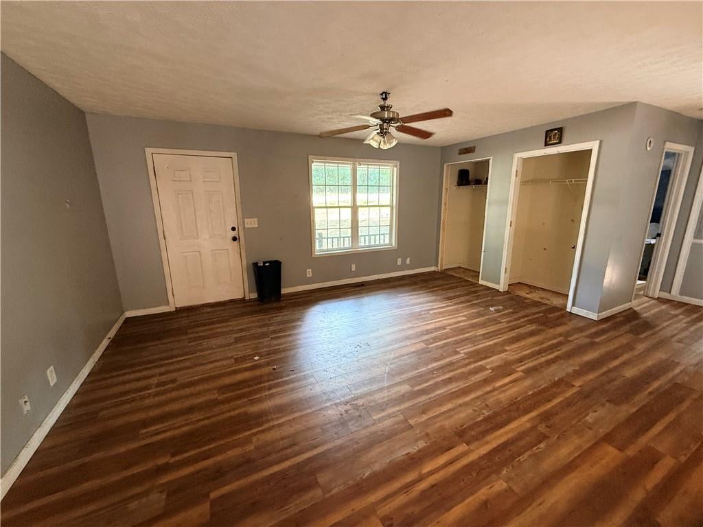 3249 Commerce Road