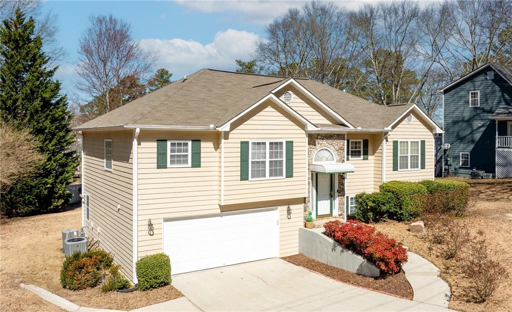 1800 Rockdale Circle