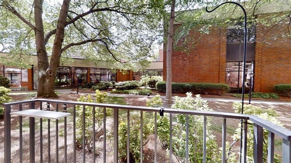 300 Johnson Ferry Road NE A112