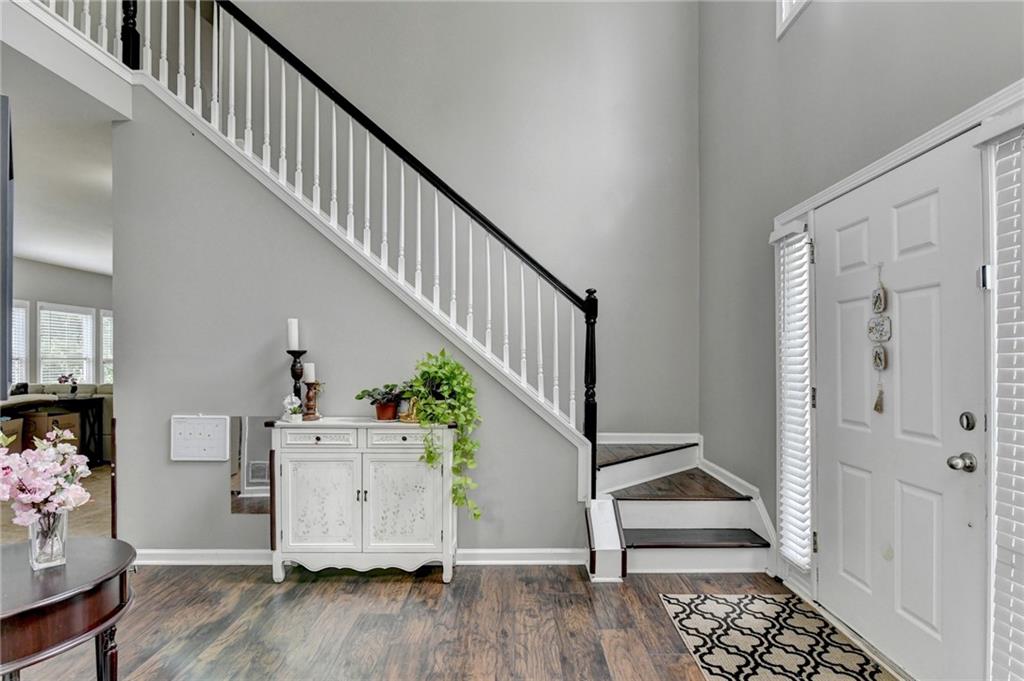 1053 Hawk Creek Trail