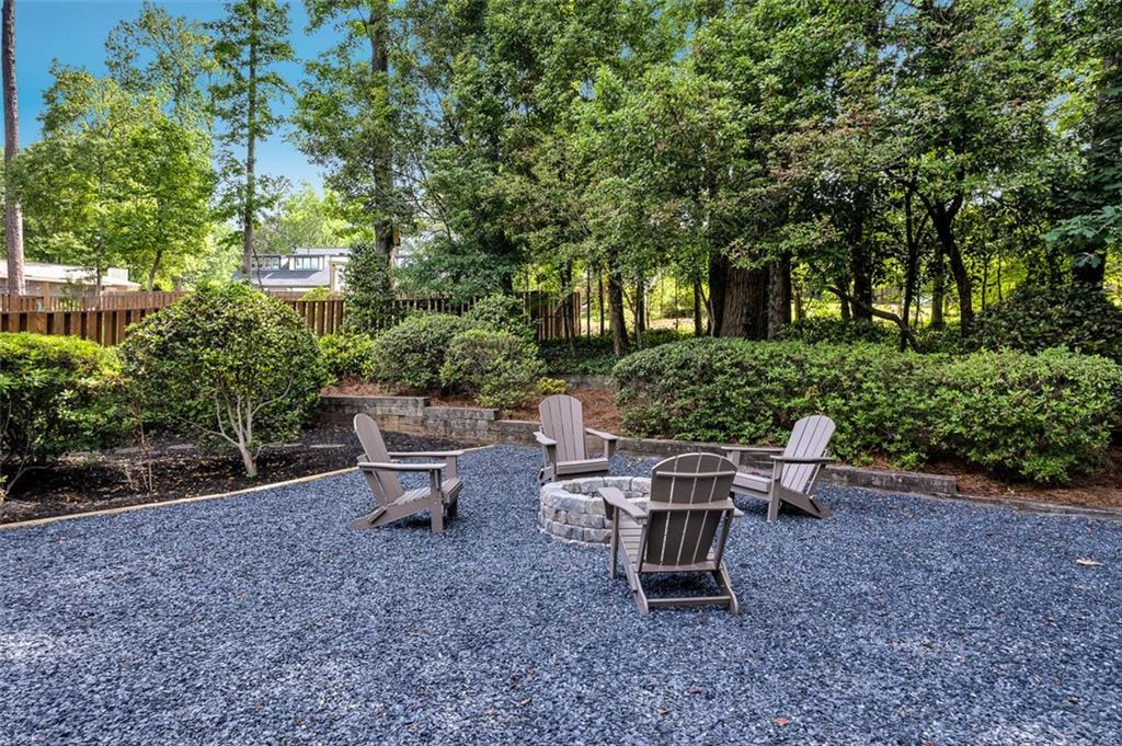 529 Greystone Trail, Marietta, Georgia image 35