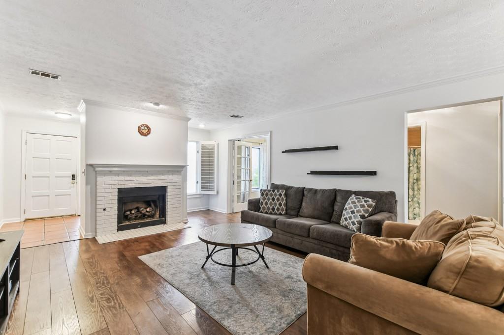 Walden on Lenox - Residential Lease