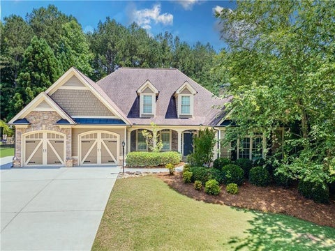 Homes For Sale - 517 Richmond Place<br/> Walton County, Loganville, GA 30052