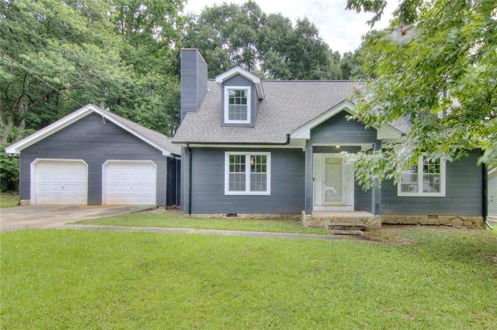 18 Regal Way NW