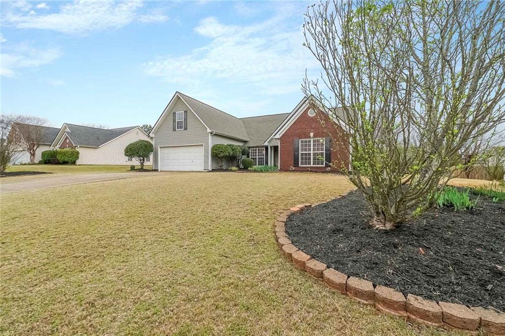 5614 Mohave Court, Flowery Branch, Georgia image 2
