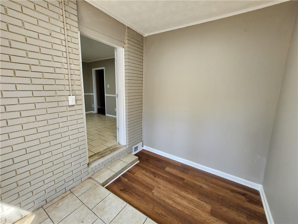 Meadow Brook - Residential Lease