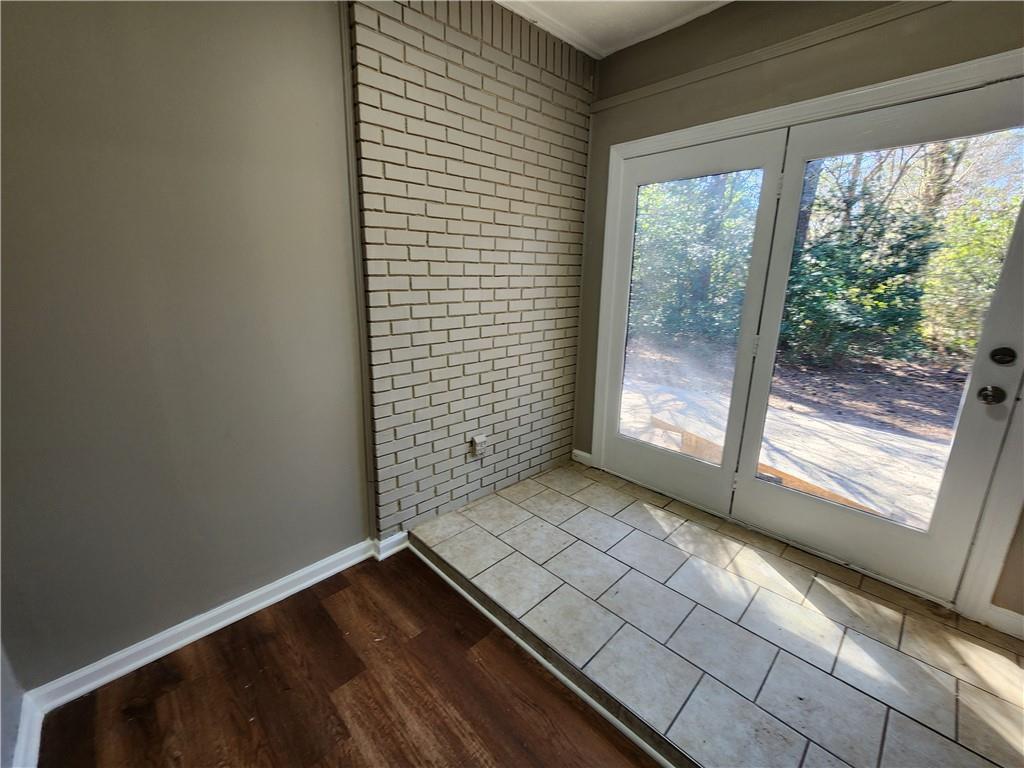 Meadow Brook - Residential Lease