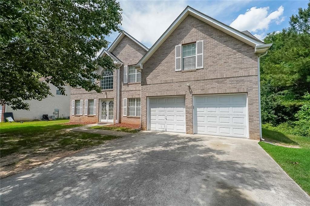 1528 Rogers Crossing Drive, Lithonia, Georgia image 2