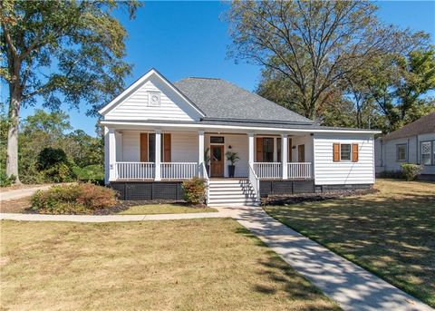 89 W Campbellton Street Fairburn GA 30213