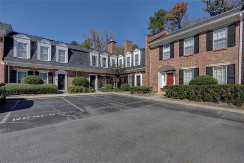 6 Kings Tavern Place Atlanta GA 30318