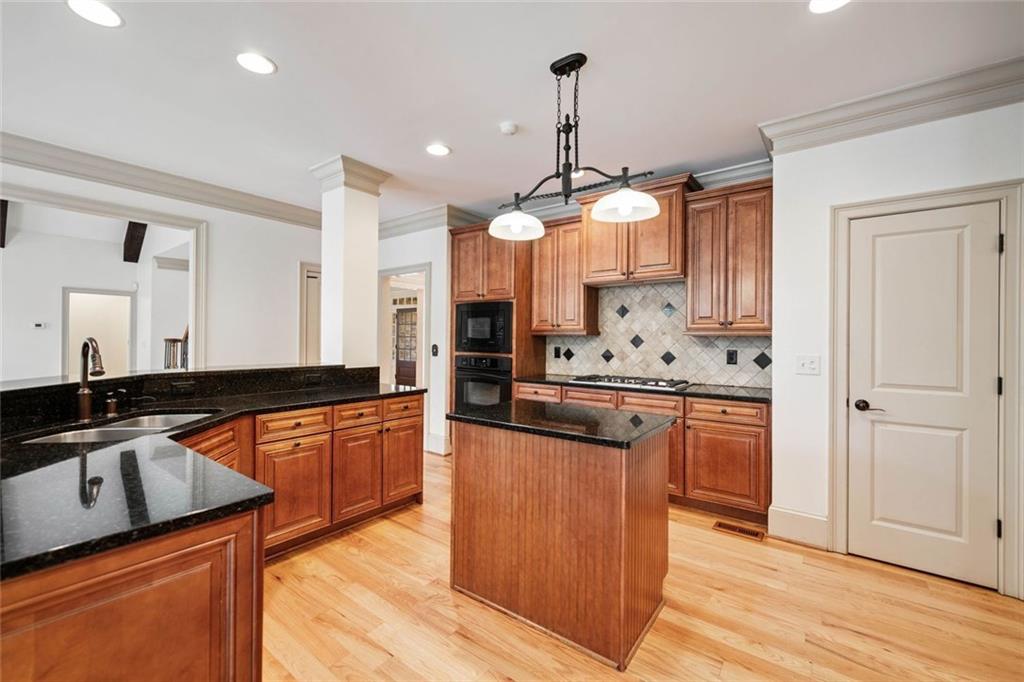 323 Ermines Way, Mcdonough, Georgia image 15