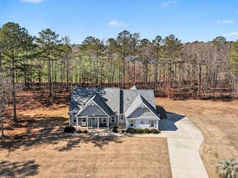 Homes For Sale - 225 Cole Forest Boulevard<br/> Barnesville, GA 30204