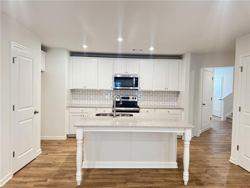 Silver Leaf - Residential