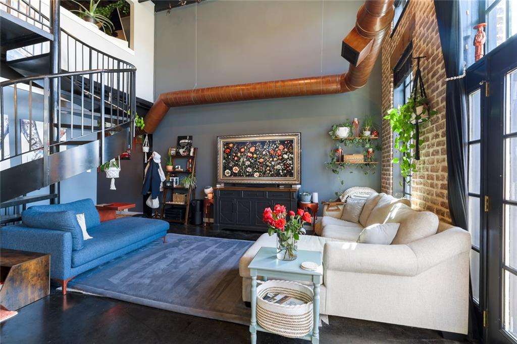 5434 Peachtree Road 109