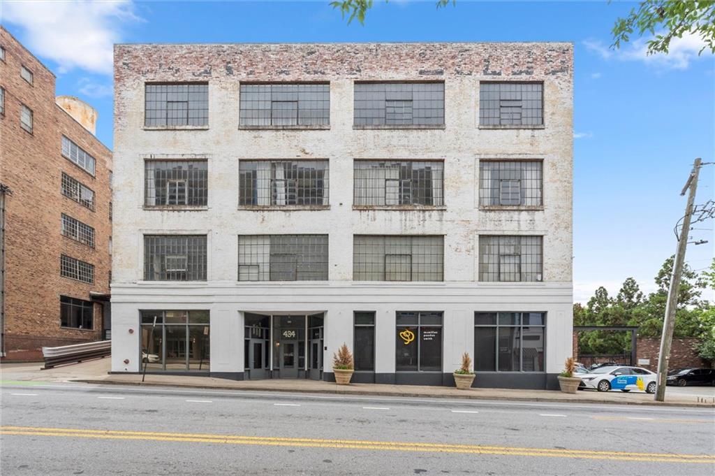 434 Marietta Street NW 301