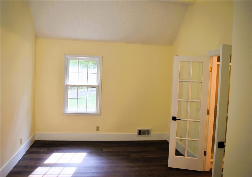 1521 Larkwood Drive, Canton, Georgia image 32