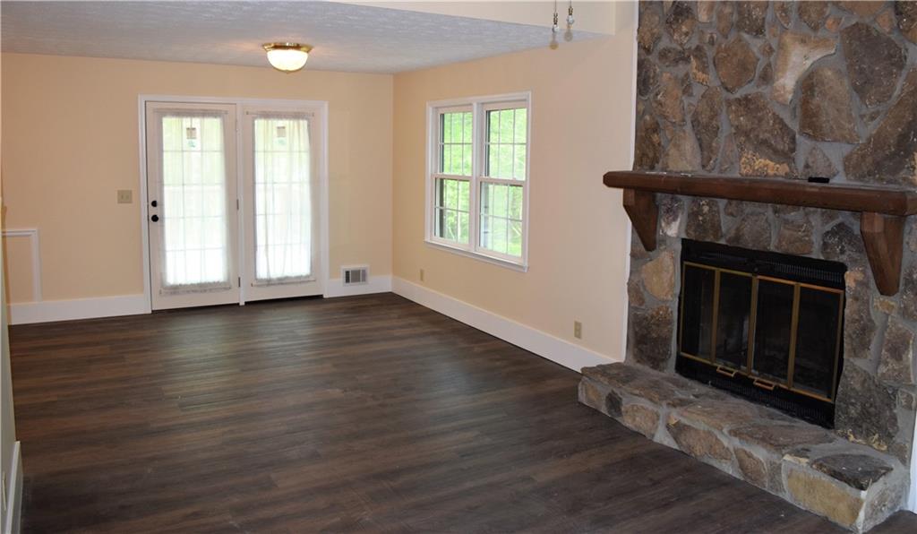 1521 Larkwood Drive, Canton, Georgia image 28
