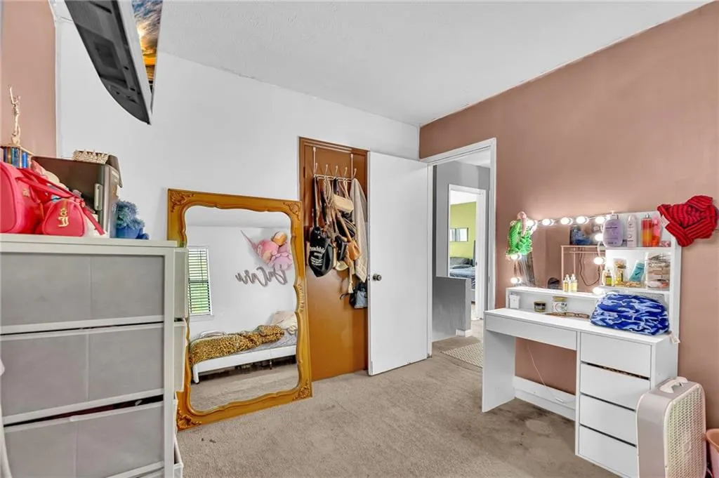 Stone Mountain, Georgia 30088, United States, 3 Bedrooms Bedrooms, ,3 BathroomsBathrooms,Residential,Active,184120