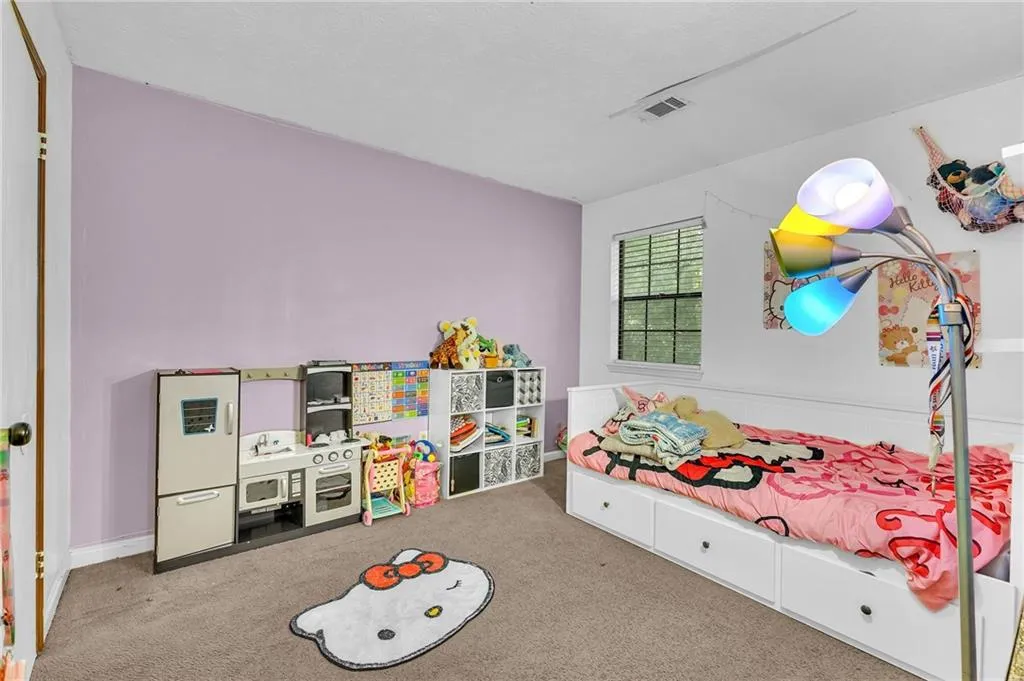 Stone Mountain, Georgia 30088, United States, 3 Bedrooms Bedrooms, ,3 BathroomsBathrooms,Residential,Active,184120