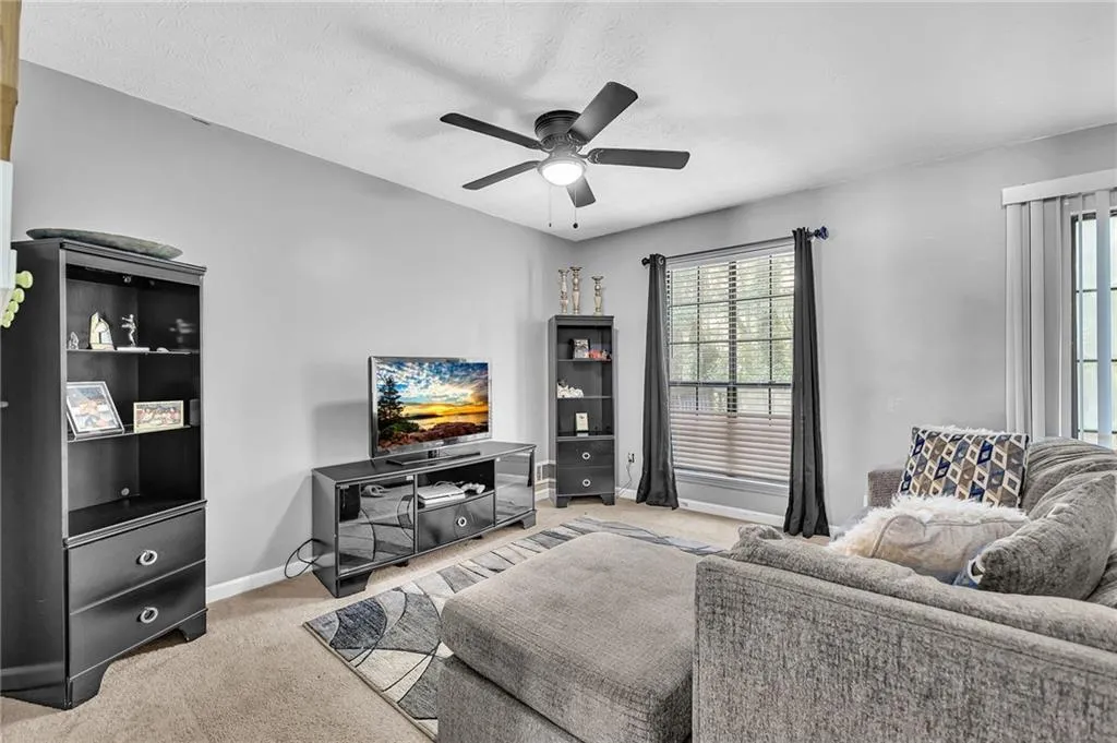 Stone Mountain, Georgia 30088, United States, 3 Bedrooms Bedrooms, ,3 BathroomsBathrooms,Residential,Active,184120