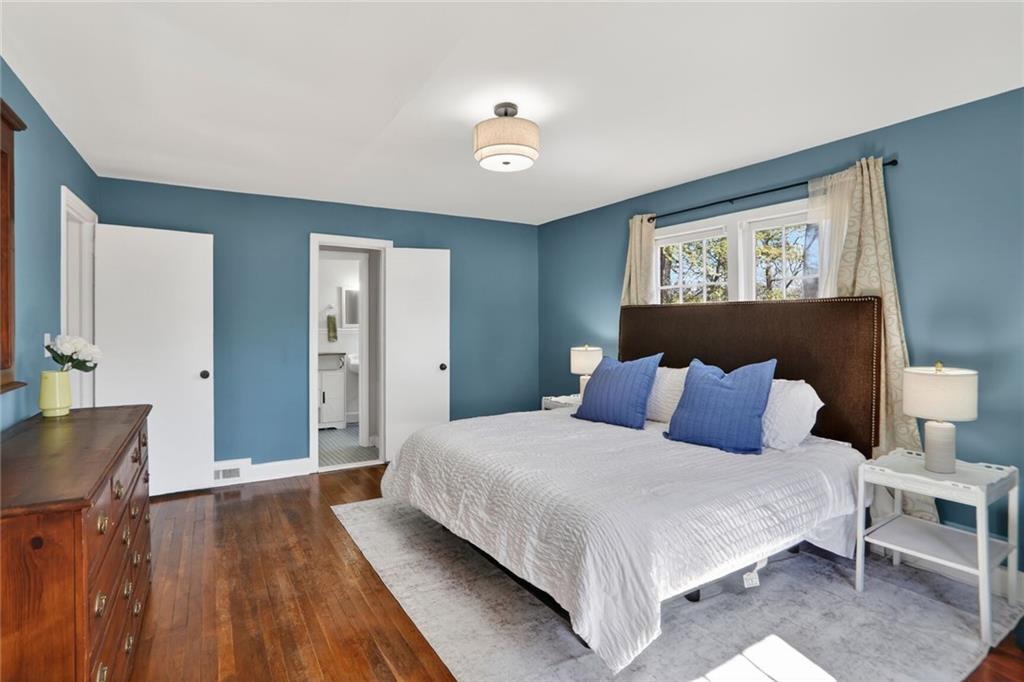 1072 Bouldercrest Drive SE