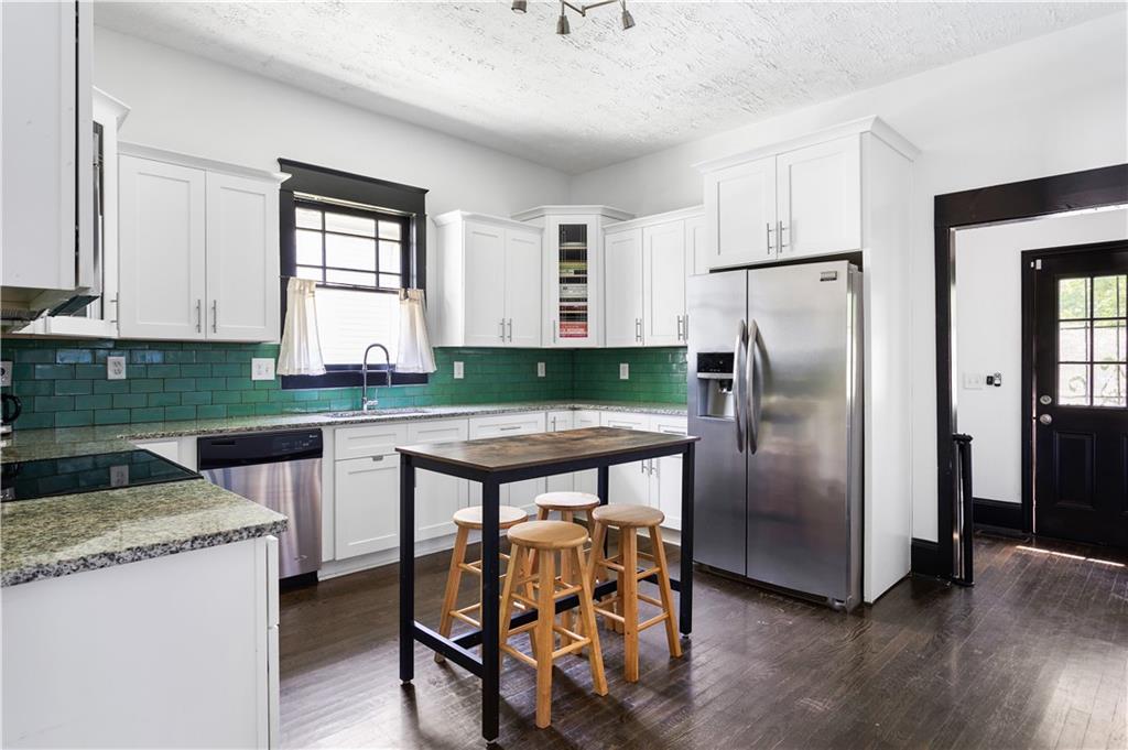 836 Dill Avenue, Atlanta, Georgia image 13